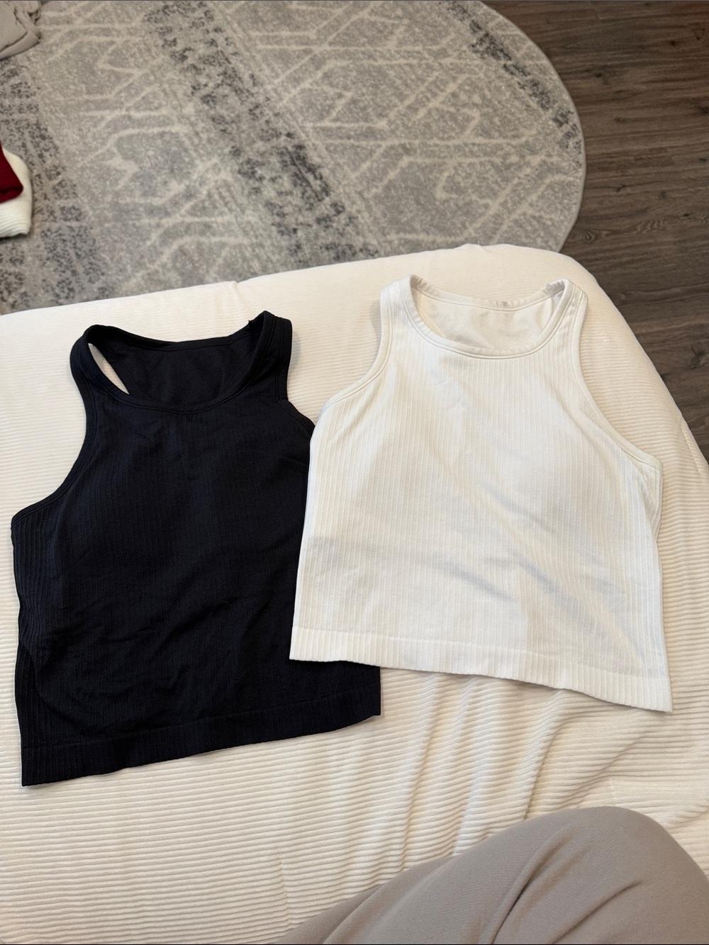 Amazon Ribbed Tank Tops - Black & White